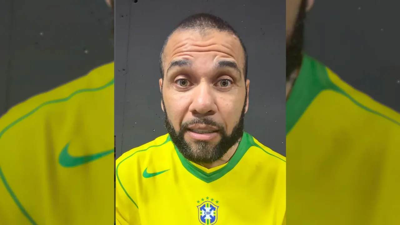 Justiça de SP bloqueia bens de Daniel Alves por dívida de R$ 7,7 milhões