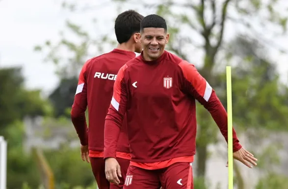 Rojo é liberado pelo TAS e Estudiantes terá reforço na zaga contra o Flamengo
