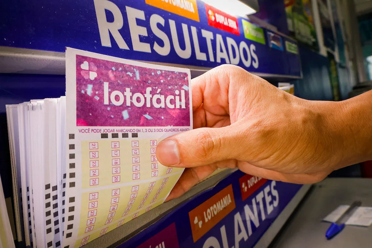 Duas apostas dividem prêmio principal da Lotofácil 3805. Veja resultado