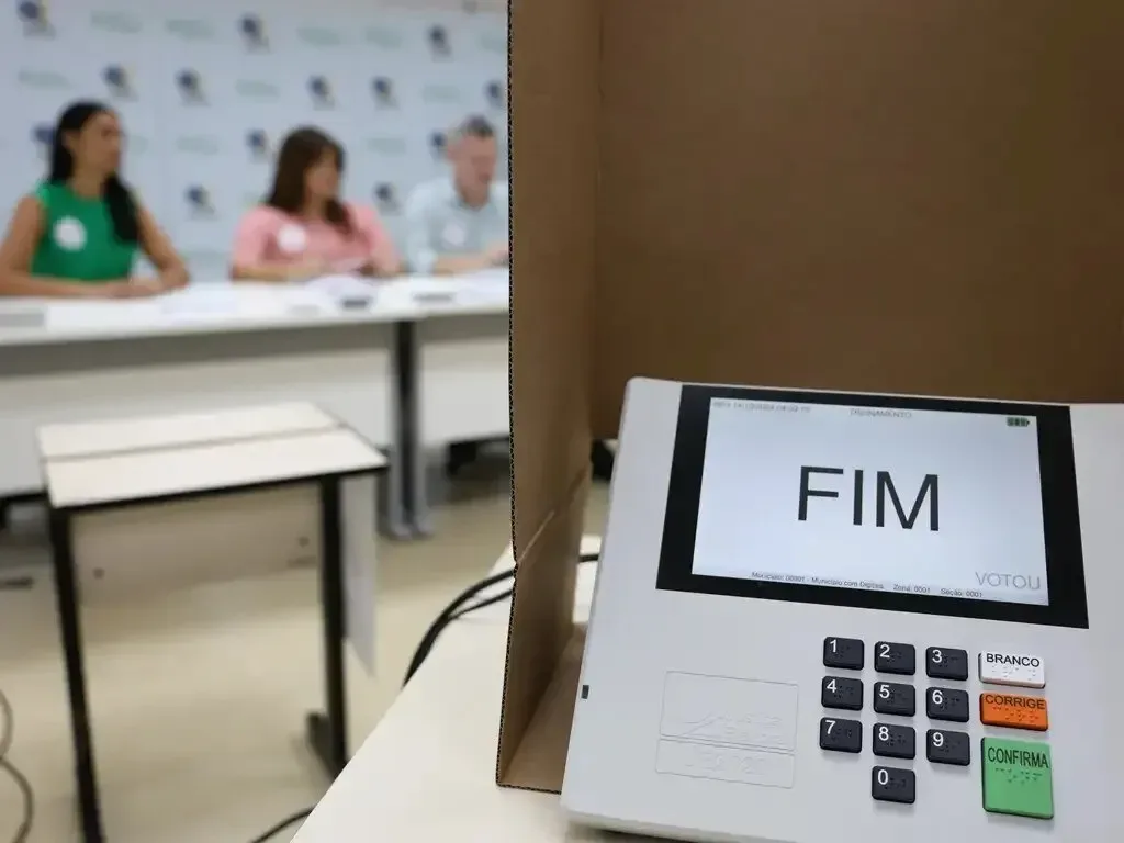 Recorde nas abstenções aponta para segundo turno mais disputado, avalia especialista