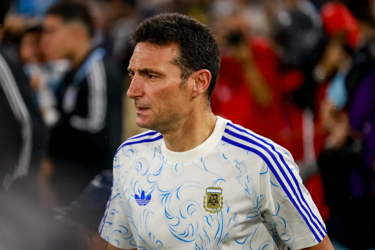 Scaloni indica permanência na seleção argentina após fim do ciclo de Messi