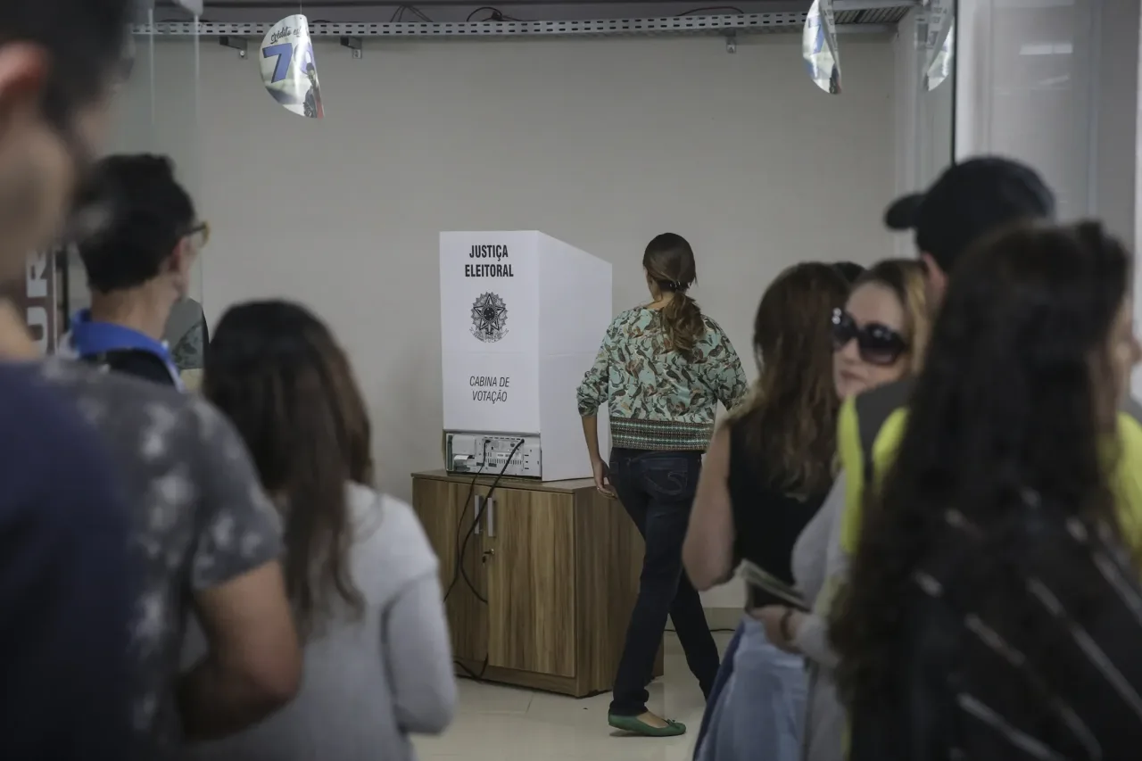 Vai ter pesquisa boca de urna nas eleições 2026? Entenda como funciona