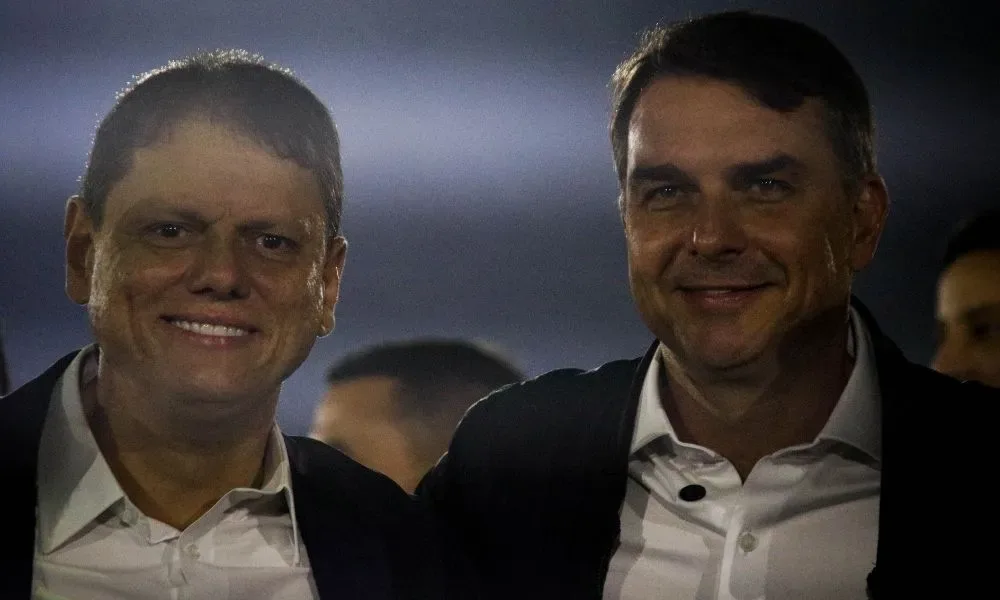 Flávio fechará campanha em SP em Guarulhos; local também foi usado e escolhido por Tarcísio 