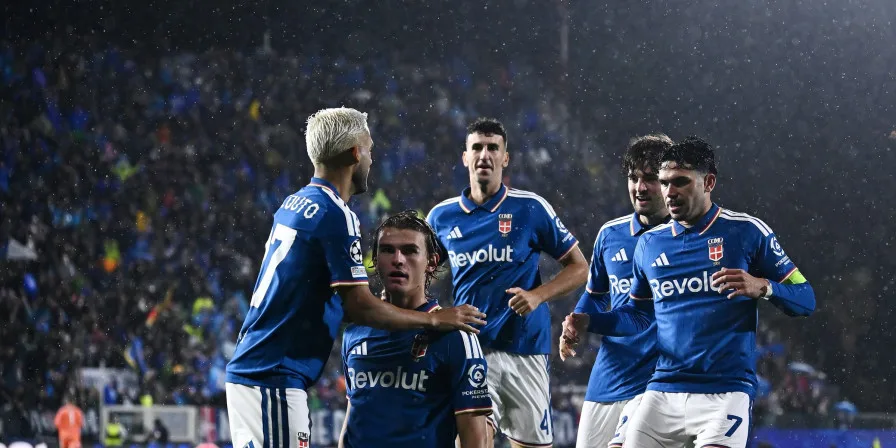Como atropela Manchester United e sobe na tabela da Champions League