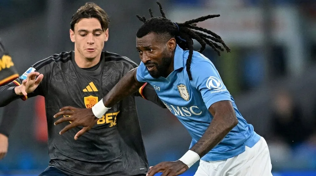 Roma busca empate por 3 a 3 com o Napoli no fim e segue invicta na Serie A