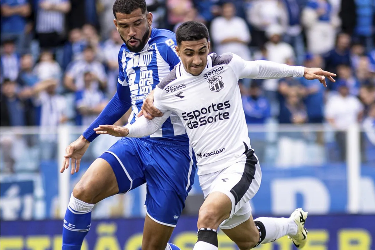 Avaí finaliza mais, mas empata sem gols com o Ceará na Ressacada