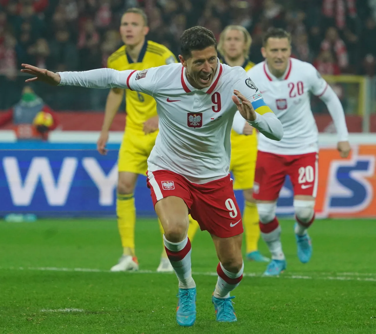 Lewandowski anota hat-trick, e Polônia atropela Romênia por 6 a 0