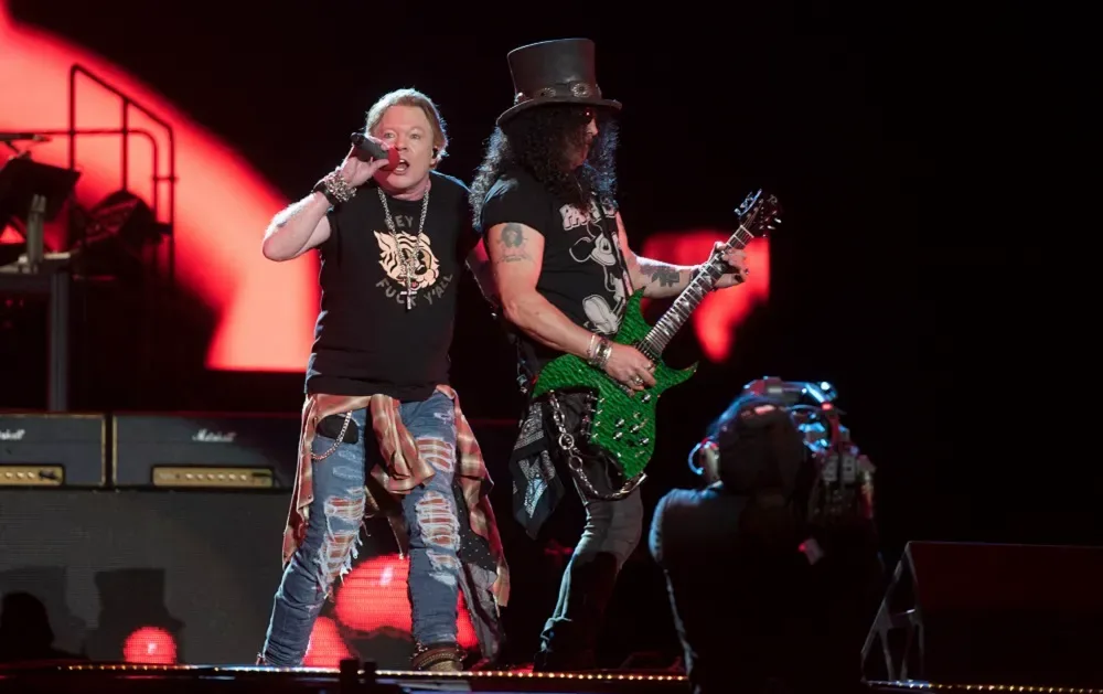 Slash anuncia vinda ao Brasil e Lobofest agita interior de SP; confira agenda na capital