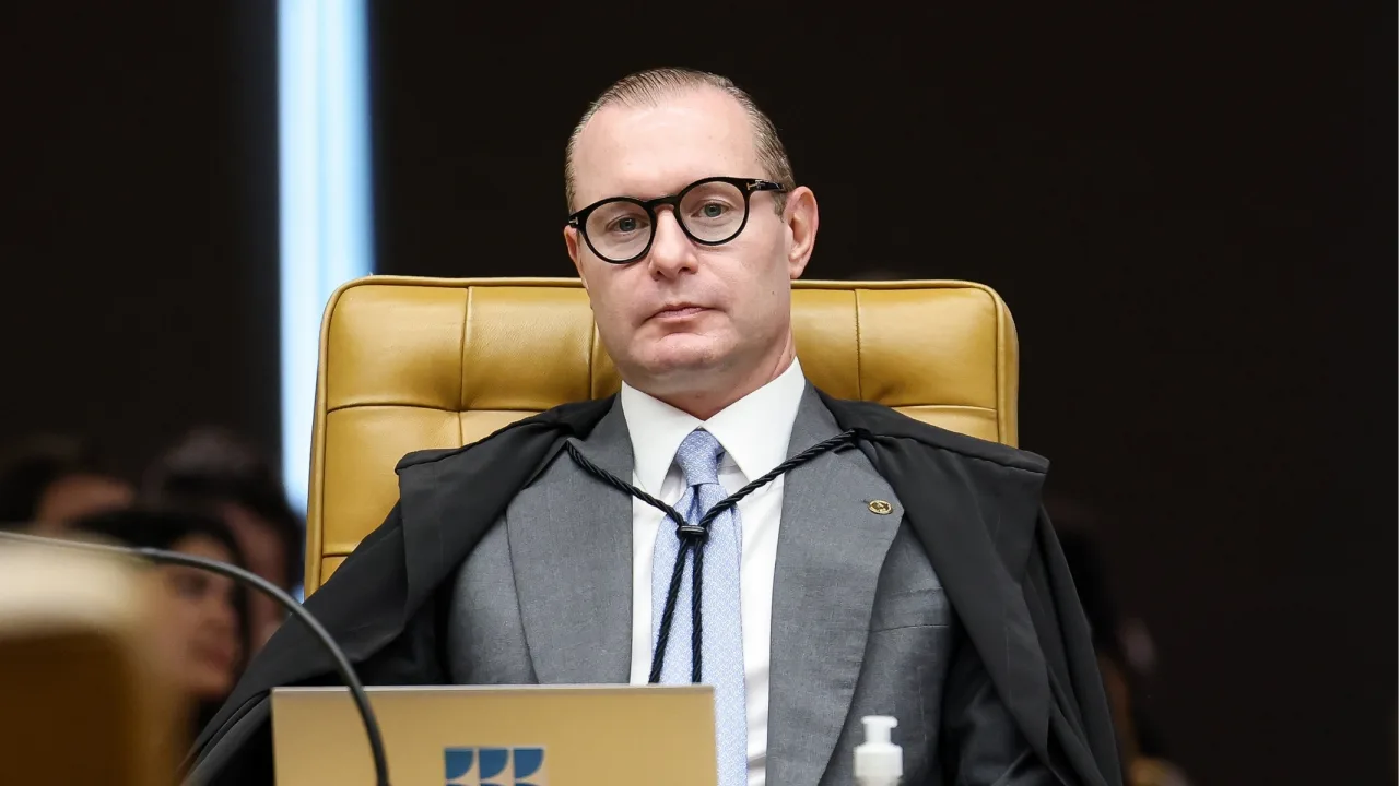 Zanin é sorteado relator de ação que pede aumento no preço mínimo do cigarro