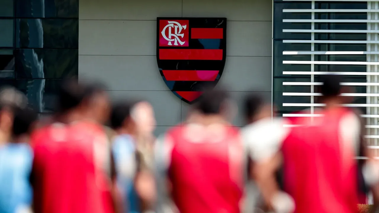 Flamengo reajusta orçamento e projeta deficit de R$ 40 milhões