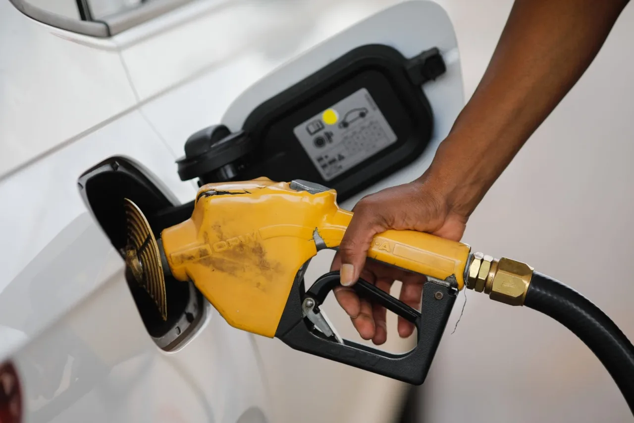 Subsídios com combustíveis custam R$ 7,6 bilhões em setembro