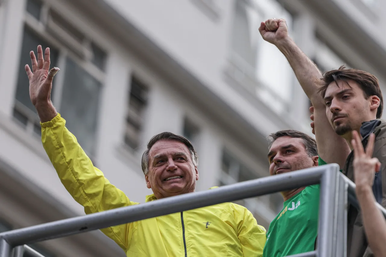 Centrão tem janela rara para "domar" o bolsonarismo