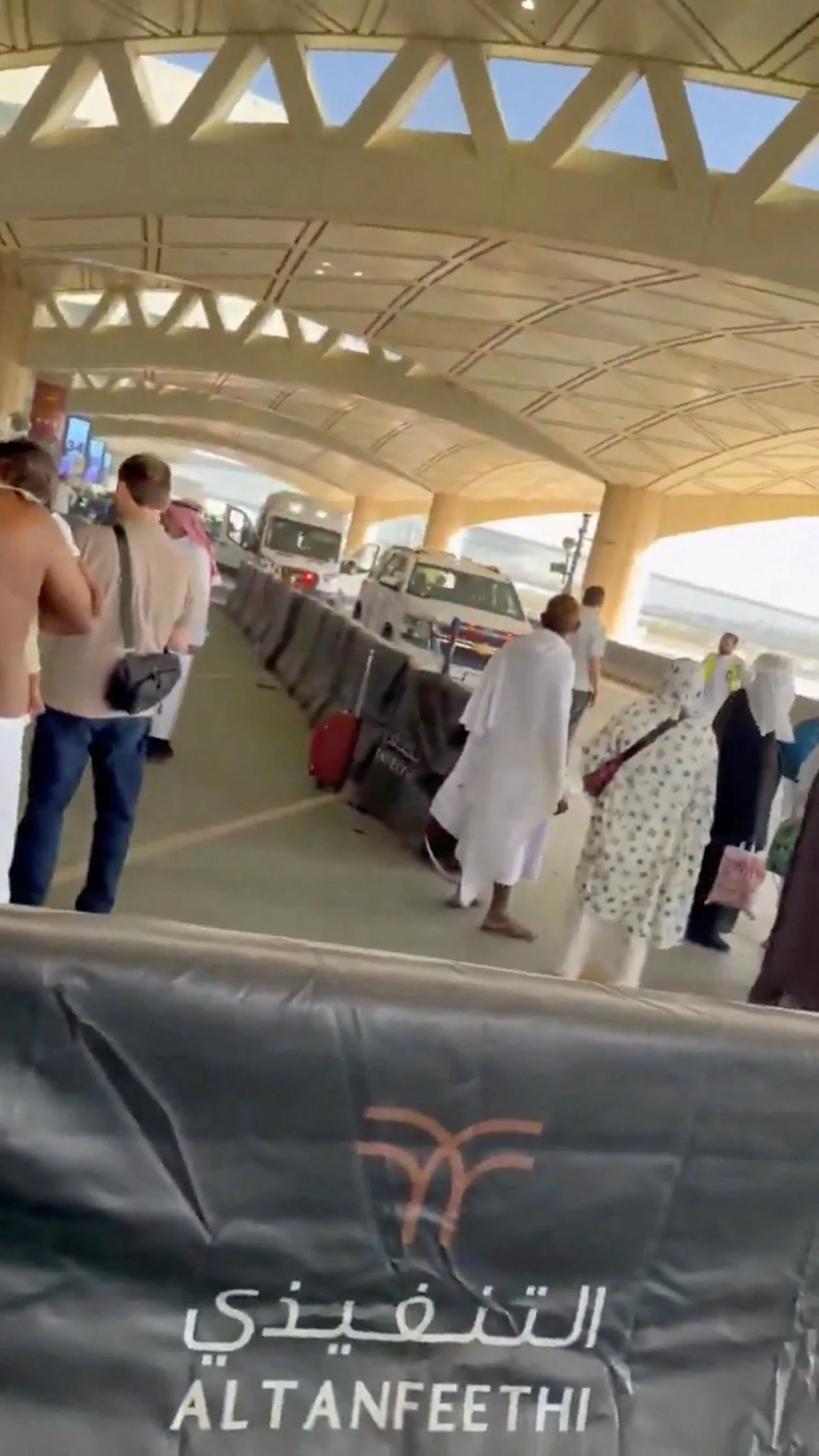 Houthis emitem alerta de risco para novos ataques a aeroportos da Arábia Saudita