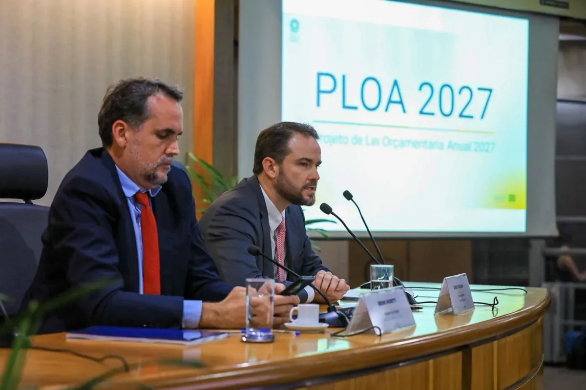 Colômbia aprova orçamento de 2027 com mais recursos para pagar dívida