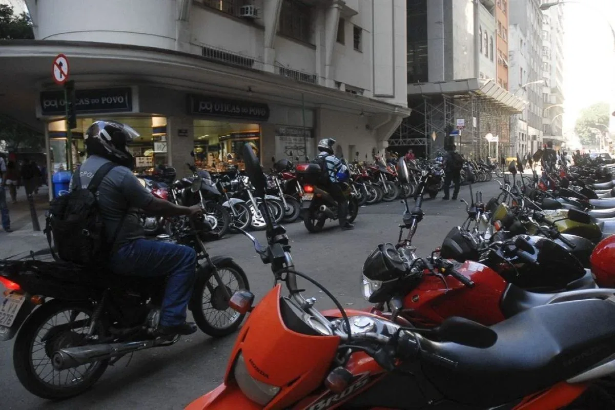 Mortes de motociclistas batem recorde nos primeiros nove meses do ano em SP