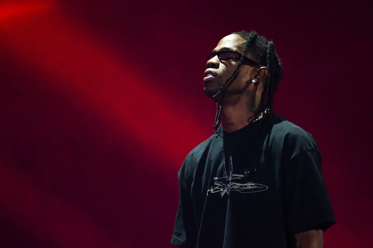 Que dia é o show de Travis Scott no Lollapalooza 2027? Veja a data