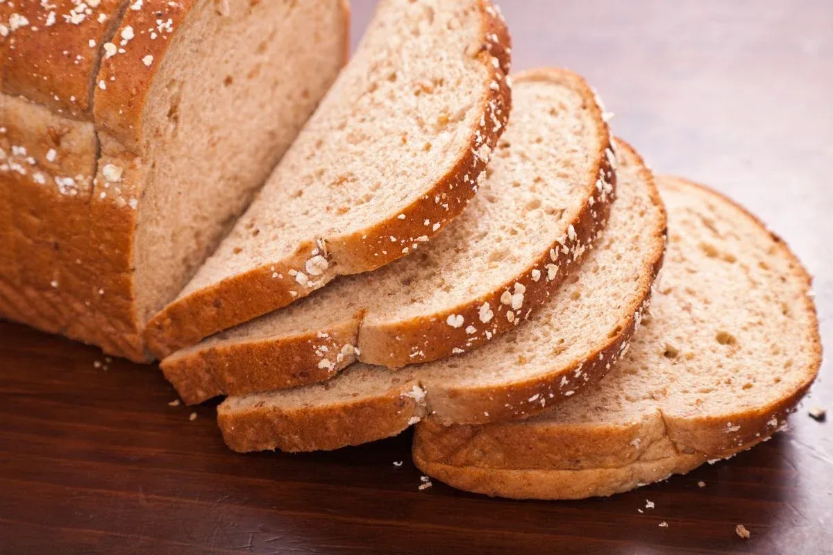 Pão de aveia auxilia no controle do colesterol; veja o passo a passo