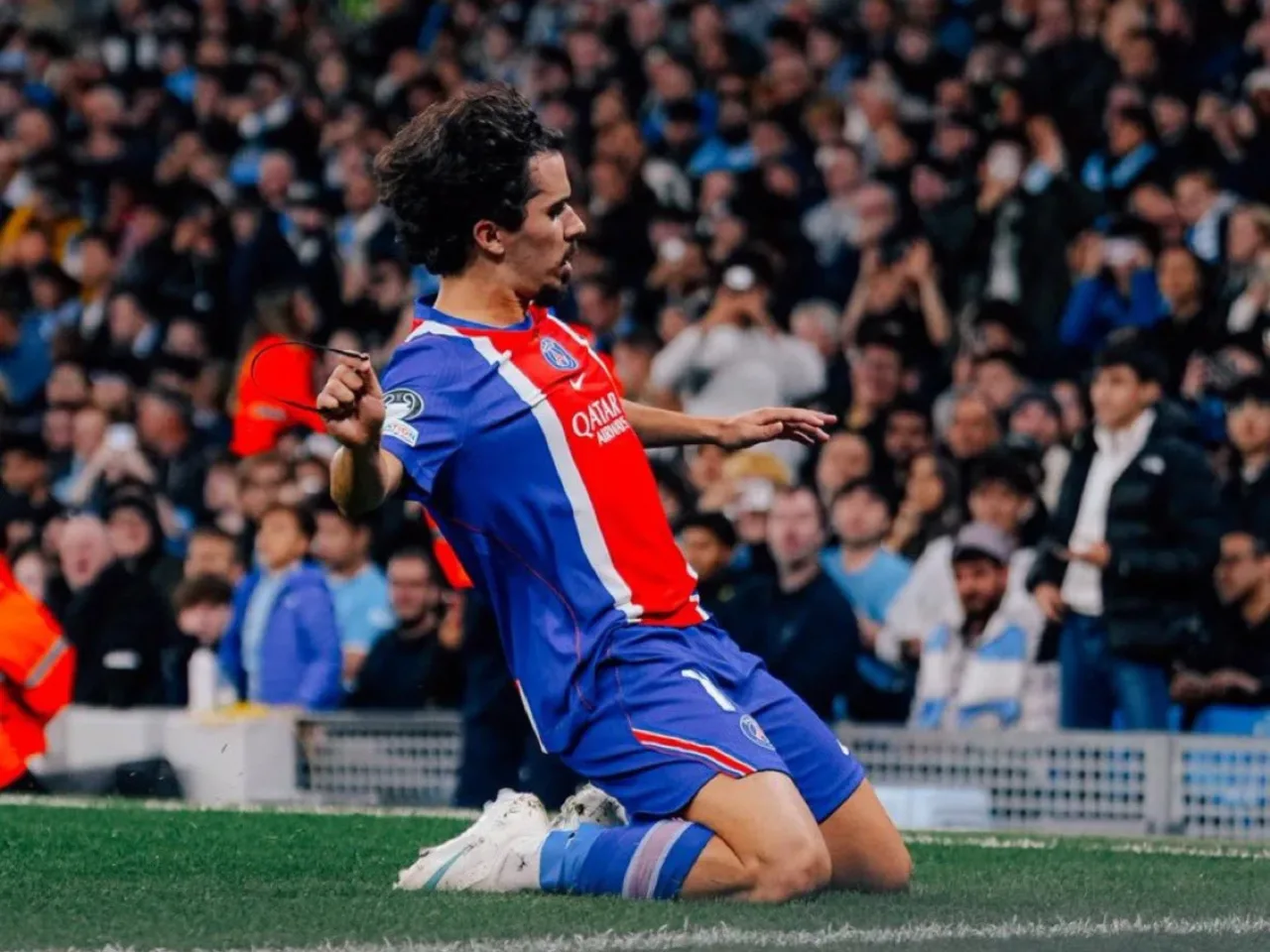 Vitinha descarta rótulo de final em PSG x Barcelona