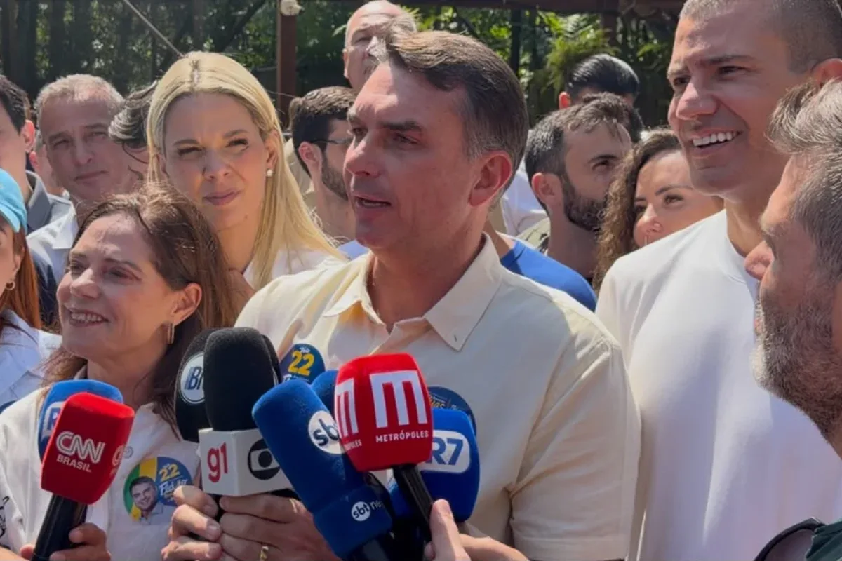 EBC nega responsabilidade por falha de áudio em propaganda de Flávio