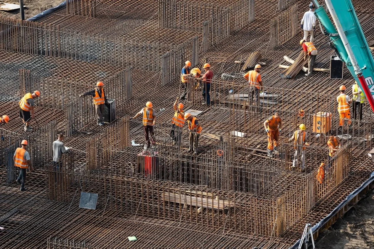 SP registra mais de 173 mil vagas na construção civil em 2026