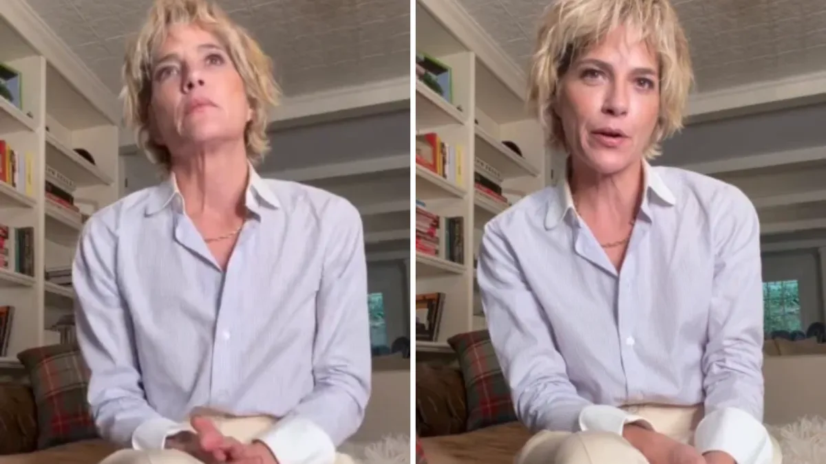 Selma Blair se emociona e pede desculpas após prisão por morder comissários