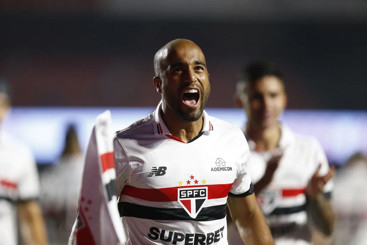 São Paulo adia renovação de Lucas Moura para a próxima gestão