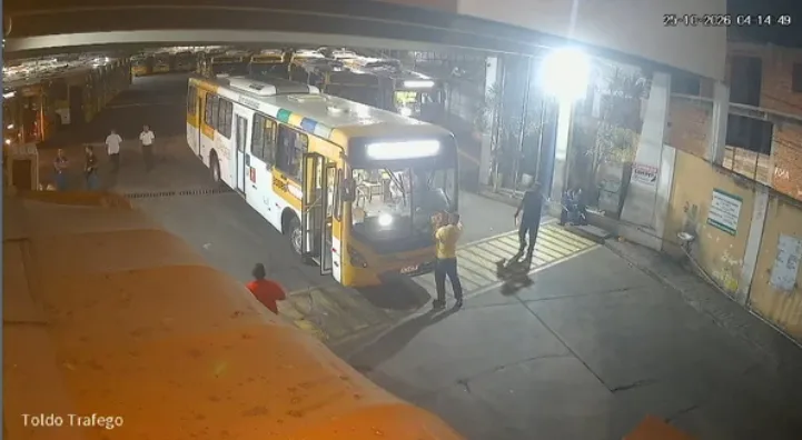 Áudio atribuído a sindicalista aponta articulação para adesivar ônibus no segundo turno em Salvador