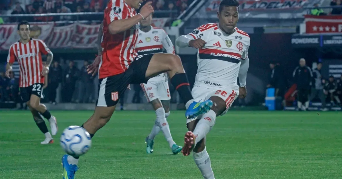Flamengo empata com Estudiantes e decide vaga na final da Libertadores no Maracanã
