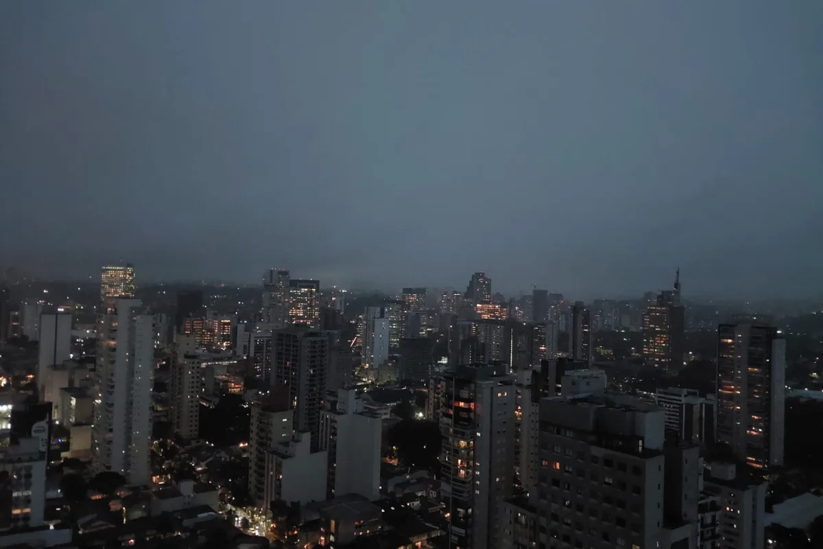 Defesa Civil emite alerta severo de chuva para São Paulo e cidades vizinhas