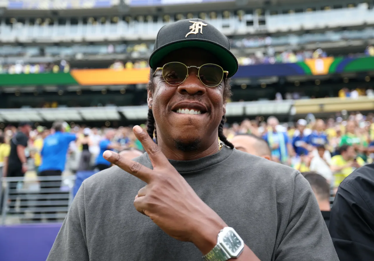 Jay-Z será atração do show do intervalo do Super Bowl 2027