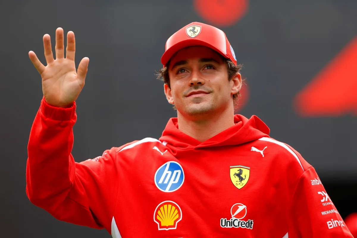 F1: com 10 pilotos reservas, Leclerc lidera primeiro treino livre no México