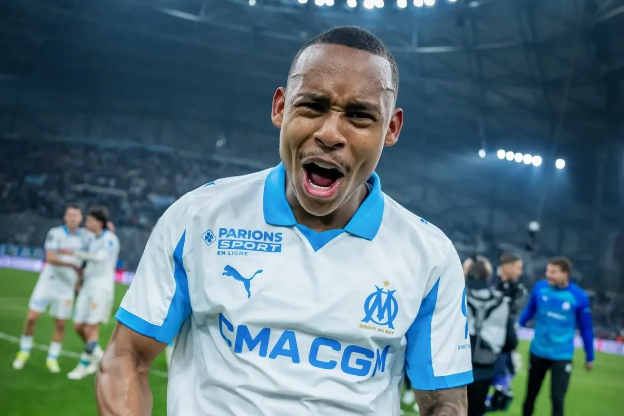 Brasileiro aceita reduzir salário para ajudar o Olympique de Marseille