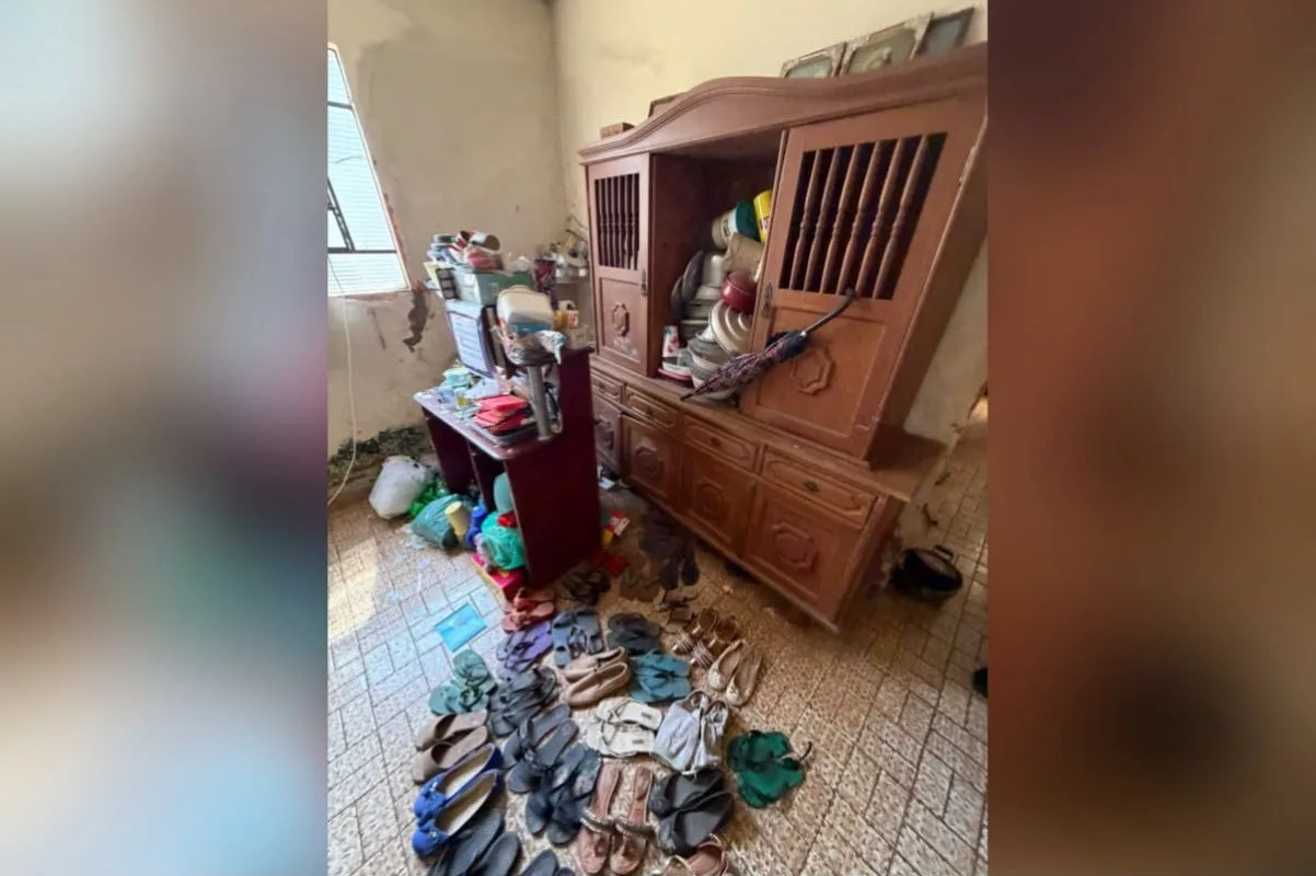 Polícia resgata mulher isolada há 18 anos após bullying na adolescência