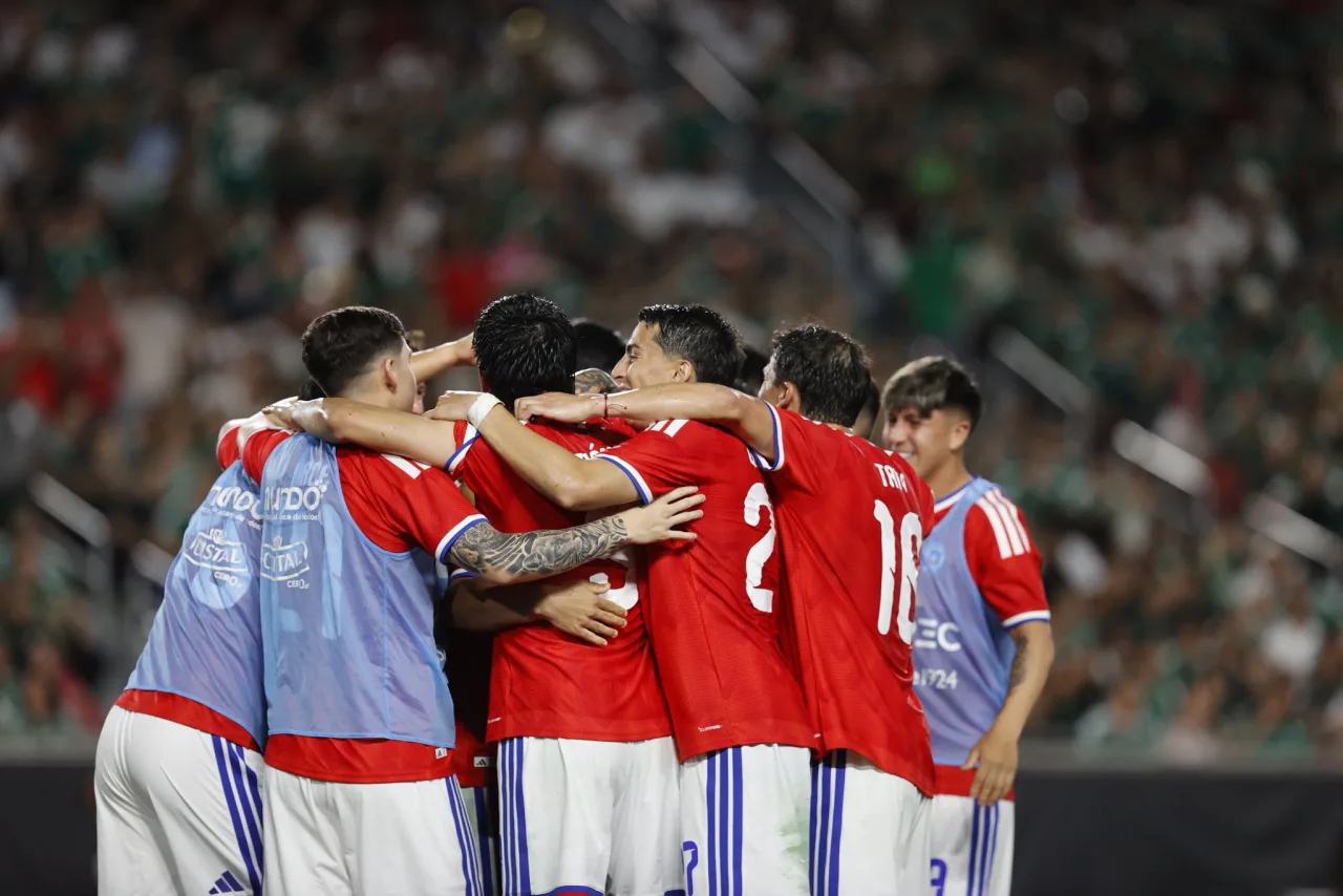 Chile é eficiente no 2º tempo e vence México em Los Angeles