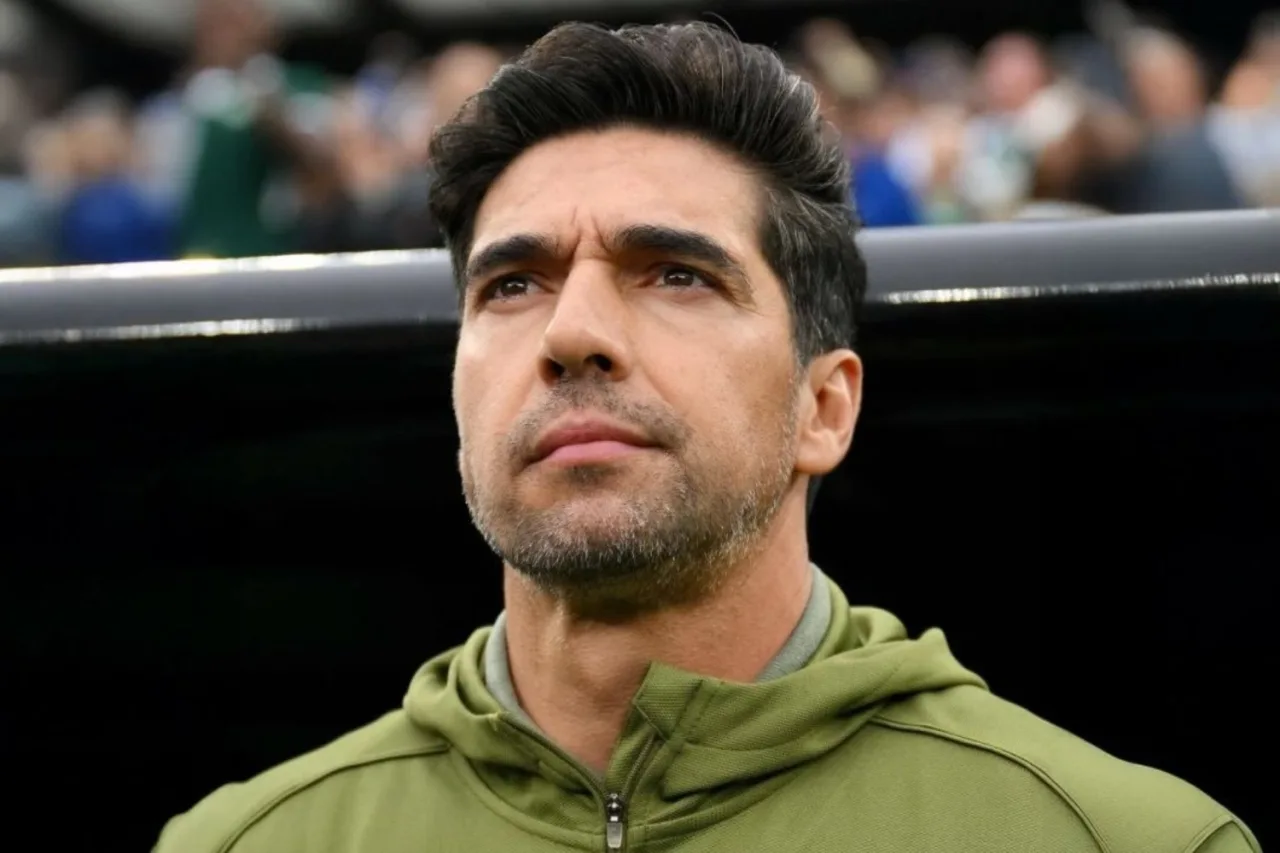Debate Placar: Palmeiras está mais pronto que o Flamengo na Libertadores?
