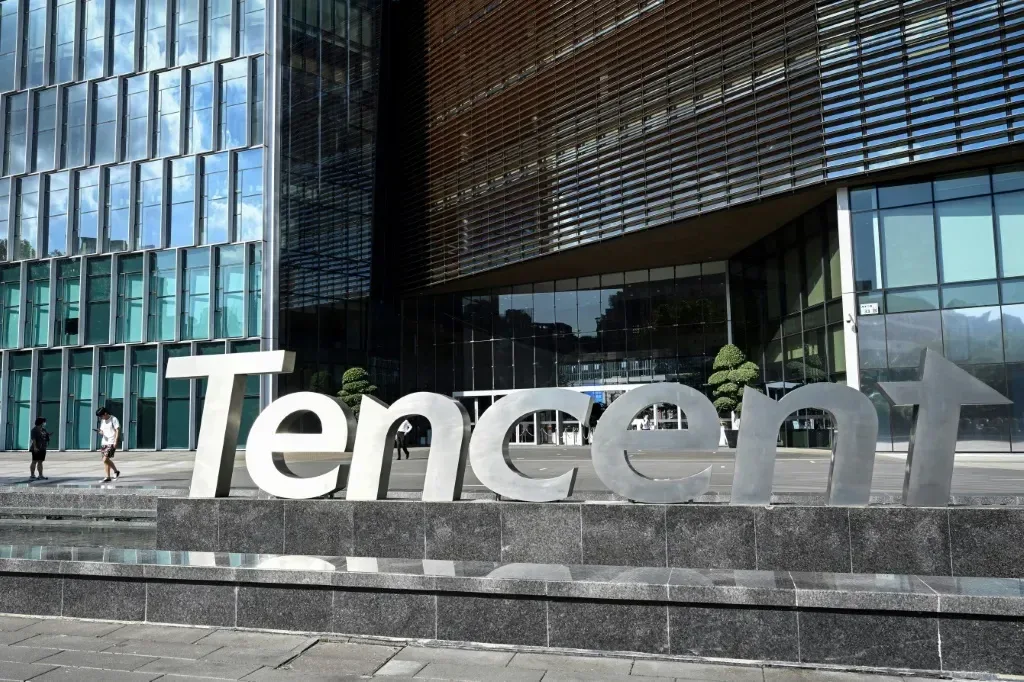 Tencent e Visa fazem acordo para facilitar compras de turistas na China