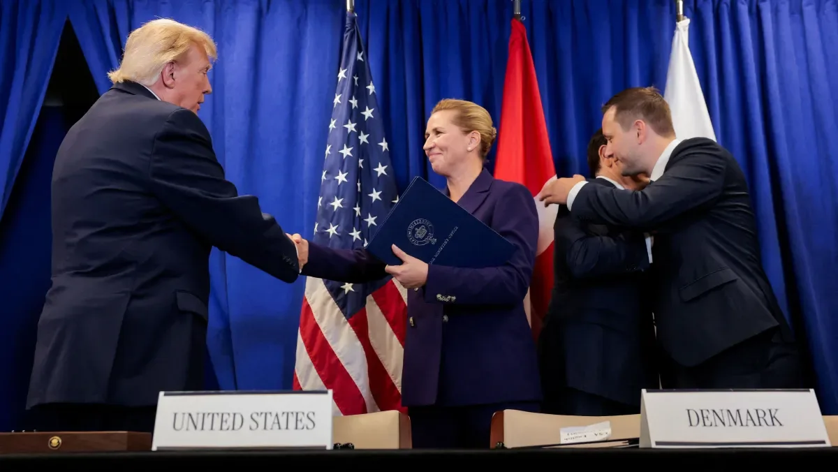 Juíza suspende corte de árvores em campo de golfe de Trump