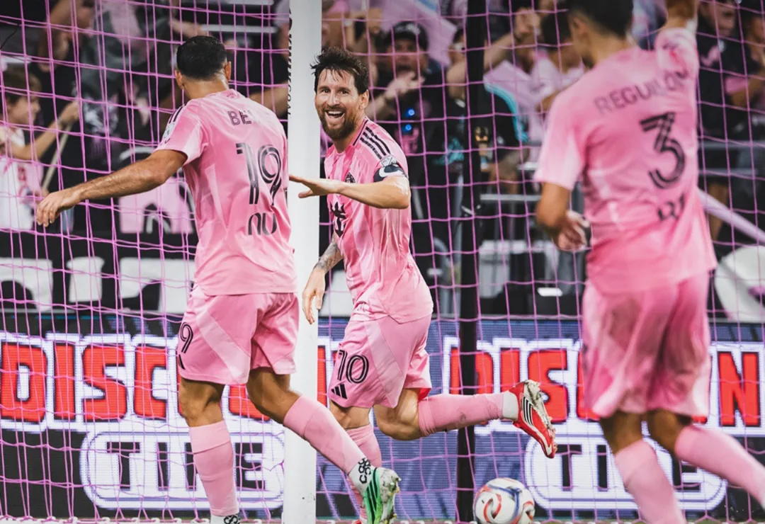 Quanto falta para Messi chegar a mil gols? Argentino marca mais dois pelo Inter Miami