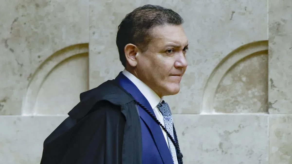 Nunes Marques recua e libera frota federal para levar indígenas