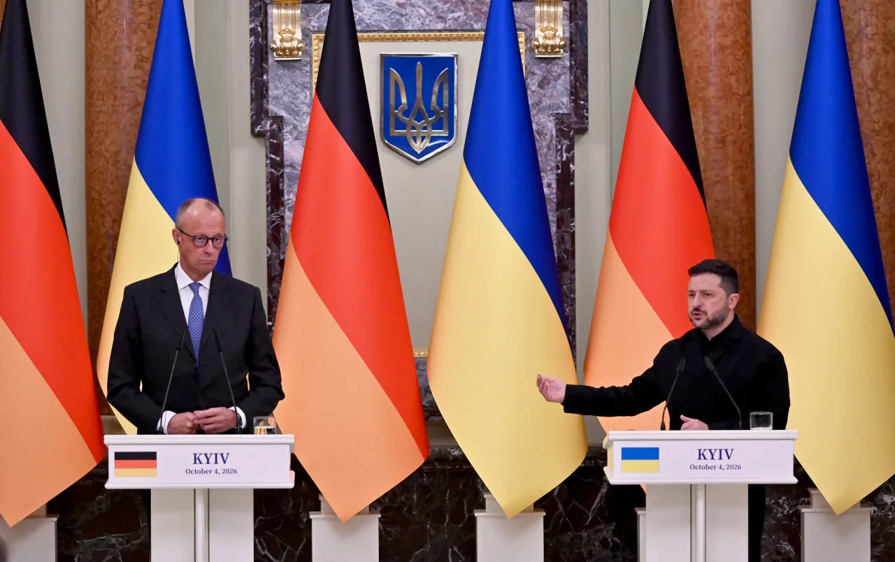 Rússia faz ataques a Kiev em dia de visita de chanceler alemão