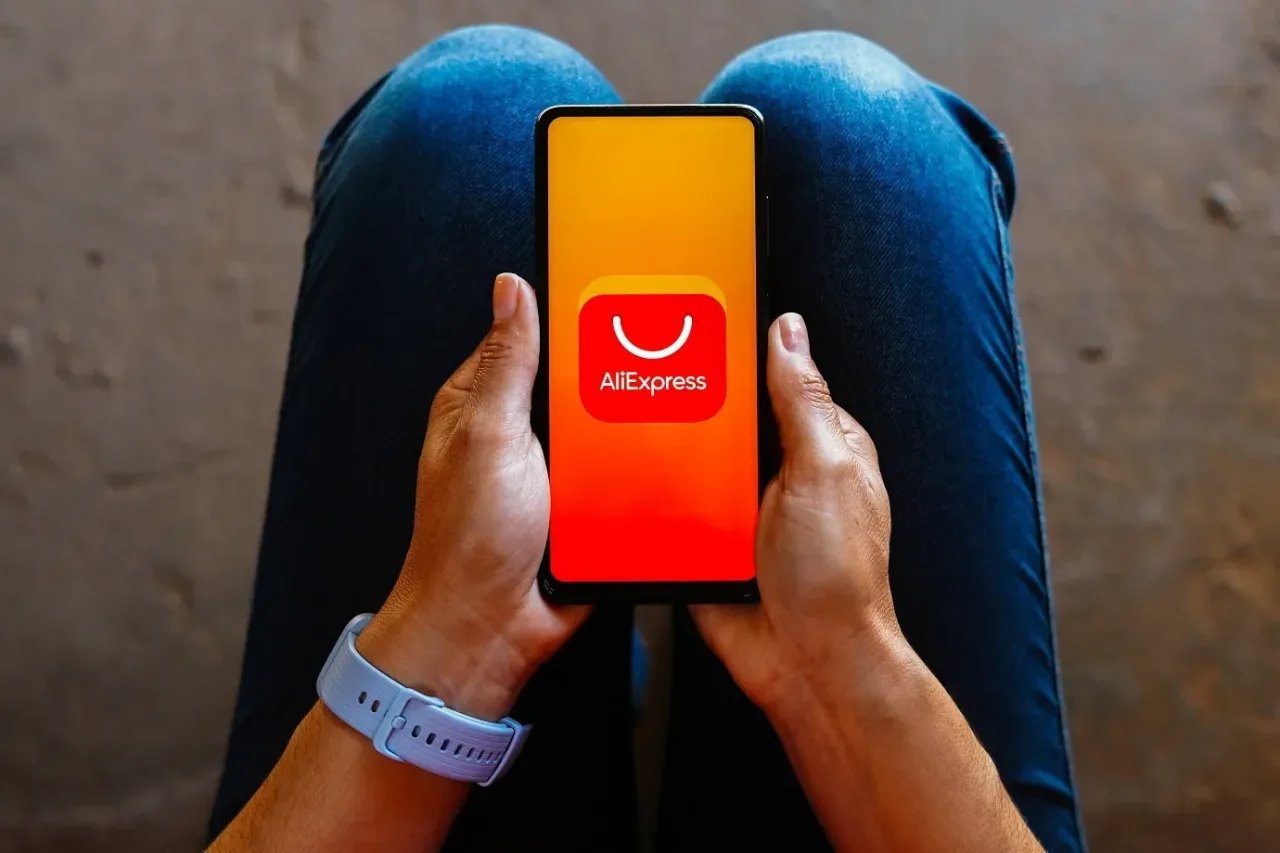 AliExpress e Correios fazem acordo para reduzir prazo de entregas no Brasil