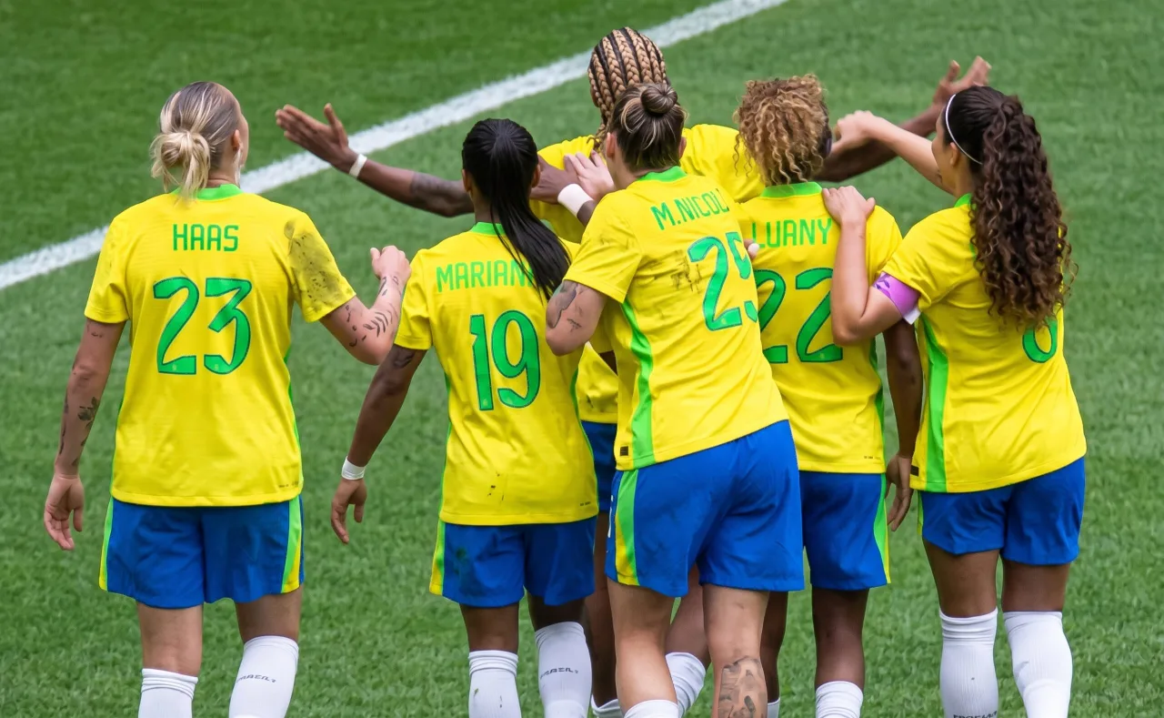 Seleção feminina: com golaços, Brasil bate Argentina em amistoso no Beira-Rio