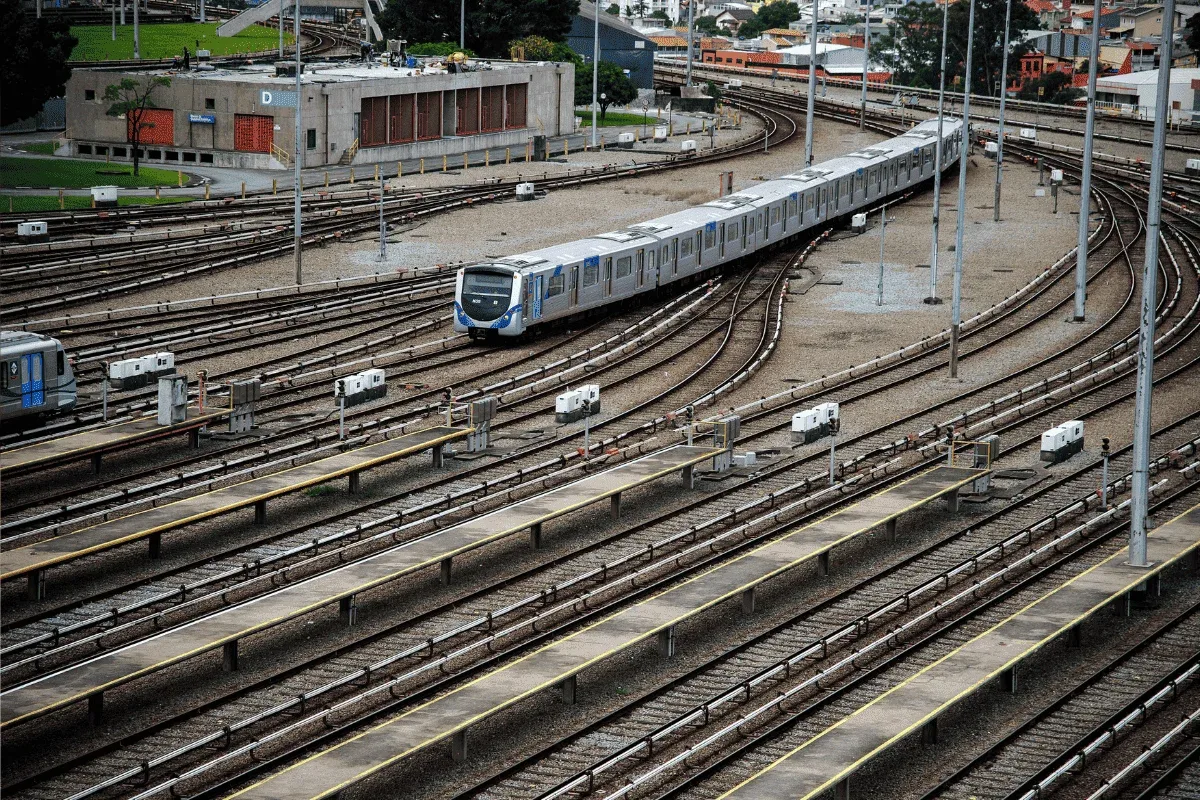 Feriado de Nossa Senhora: Metrô vai funcionar 24h de domingo para segunda