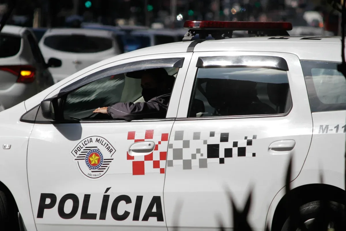 PM é chamada para tentativa de suicídio e atira em homem que pulou de ponte