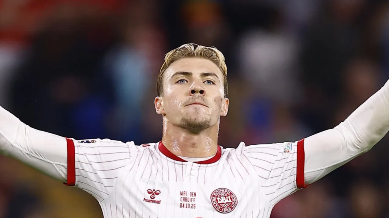 Dinamarca vence País de Gales com gol de pênalti de Hojlund