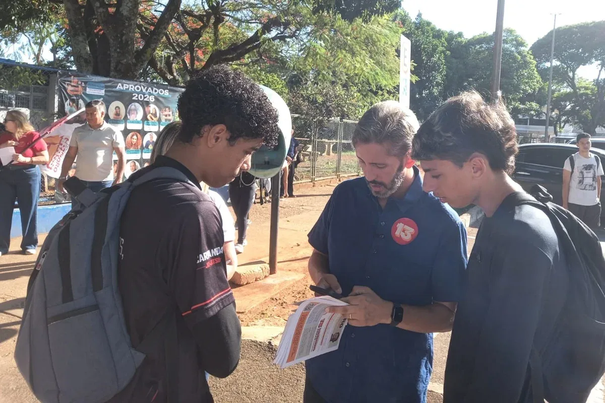 Leandro Grass diz que quer cuidar da formação dos jovens no DF