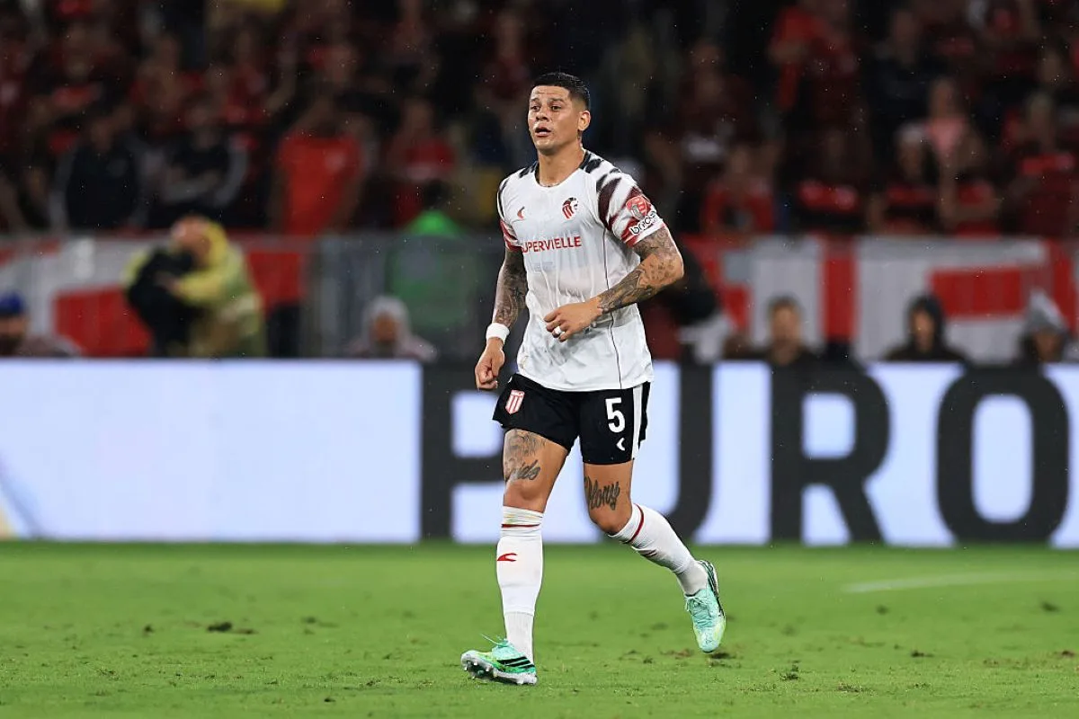 Flamengo recorre a exemplos para tentar reverter eliminação na Libertadores